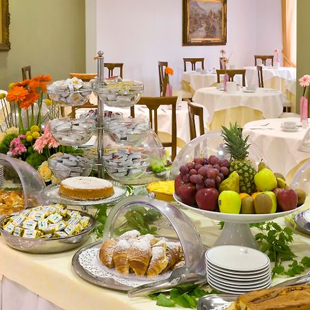 Hotel Alpha Сант'Анджелло Экстерьер фото